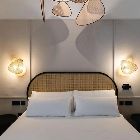 Ora Priorat, A Member Of Design *